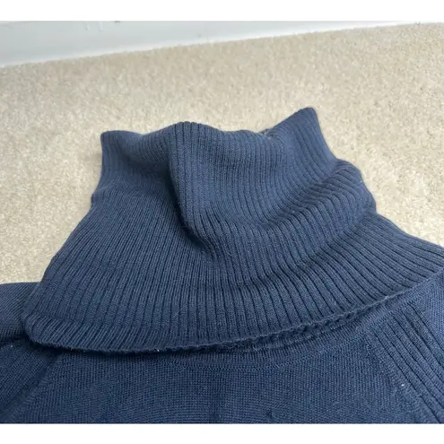 Lululemon: Navy Turtleneck Blue Size 8