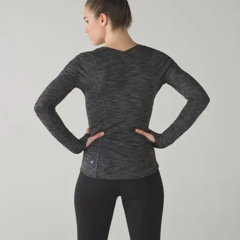 Lululemon 5 Mile Long Sleeve Heathered Black Top Women's Size 4 (?)