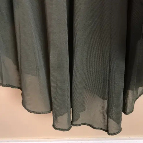 Ultra Pink Women’s Floral Embroidered Lace Mesh Flare Sleeve Button Back Blouse