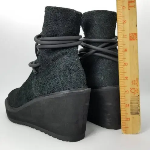 Puro Secret Wedge Platform Textured Leather Ankle Lace Up Boots Size 40 Black