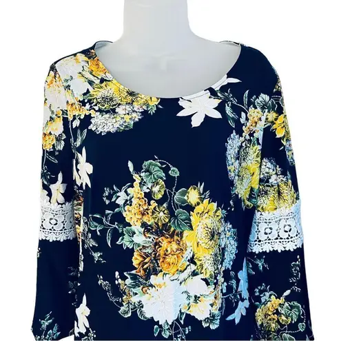 Navy Blue and Yellow Flowered Lace Arm Rounded Neckline Dress Sz 6