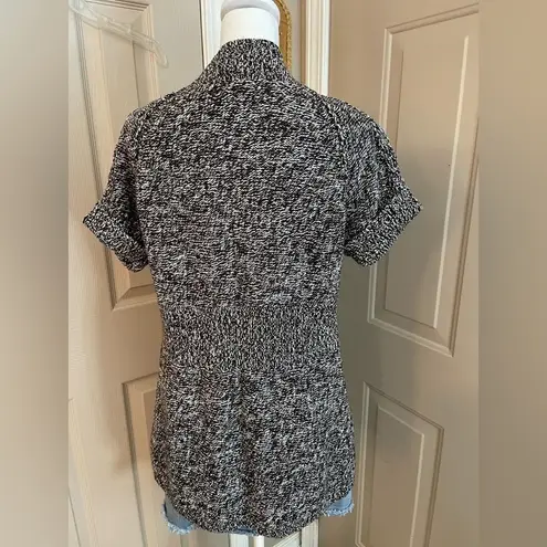 Josephine short sleeve fitted black & white knit cardigan w/2 metal buttons Sz M Size M