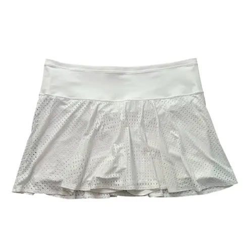 Athleta  A-Game 14" white laser cut tennis skirt size 3X