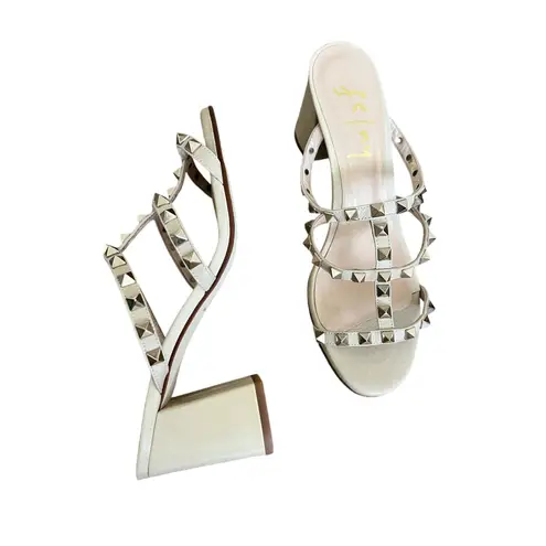 French Sole Foster Gold Triangle Stud Sandals Beige Leather 7.5 Block Heel