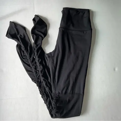 White Birch NWOT Mixed Media yoga leggings in black size small