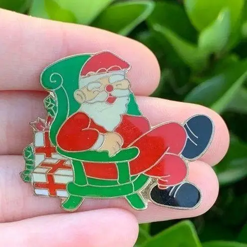 Vintage Santa Sitting Chair w/ Presents Brooch Pin Red