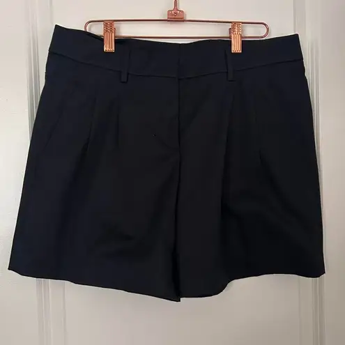 Akris Punto Miata Pleated Shorts Bleu Marine Cotton Career Chic Size 8 NEW