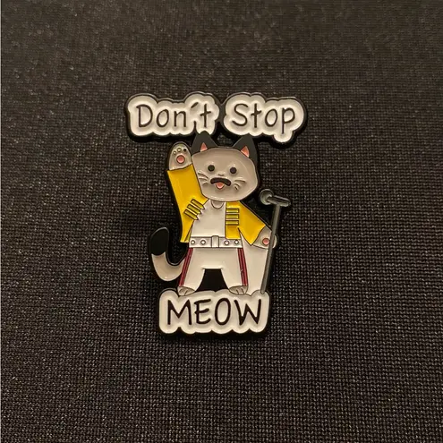 Freddy Kitty will rock you | Enamel pin or magnet is the champion Yellow