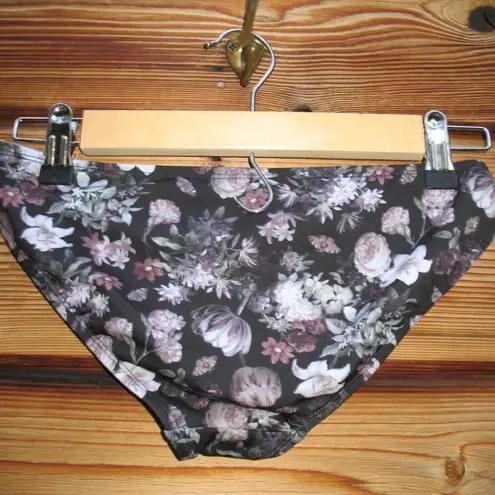 NEW Beth Richards Naomi Swim Bikini Bottoms Low Waist Black Size XS
