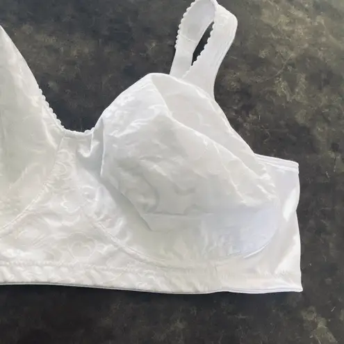 Playtex Women's 18-Hour Ultimate Lift Wireless Full-Coverag