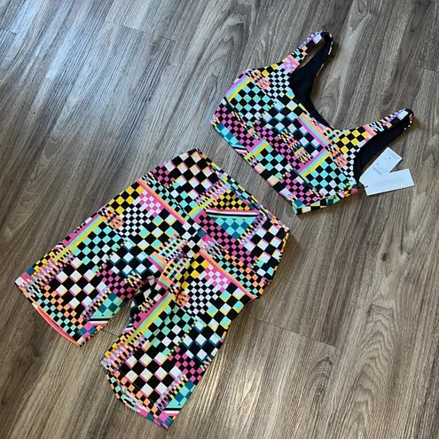 UGG  set biker short and sport bra - Image 2