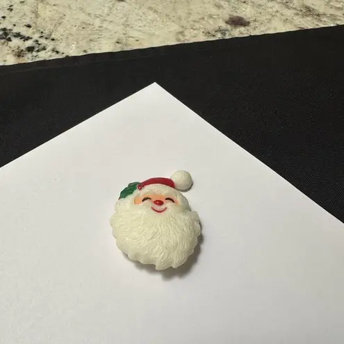 Hallmark 80’s Cards 1984 Santa Claus Christmas Holiday Brooch Pin