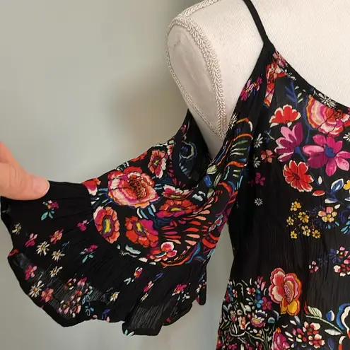 AQUA  Black Floral Cold Shoulder Peplum Blouse Top size XS Summer Flirty