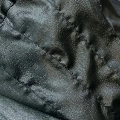 Wrapper Black Faux Crocodile Skin Adjustable Tank