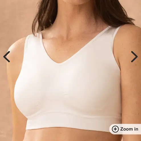 Truekind Everyday Throw