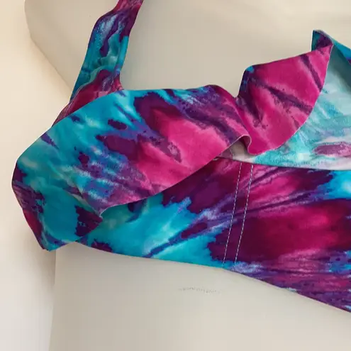 The Bikini Lab 🌞NWT sports bra with purple bottoms A-73