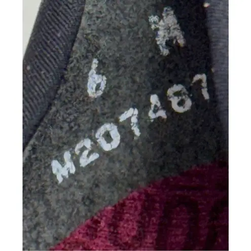 Munro Pumps Size 6 Black Square Toe Block Heel Arch Support