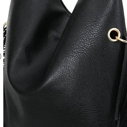 Women’s Black Fringed Pu Leather Studded Chain Detail Shoulder Bag 13.4” x 14.9”