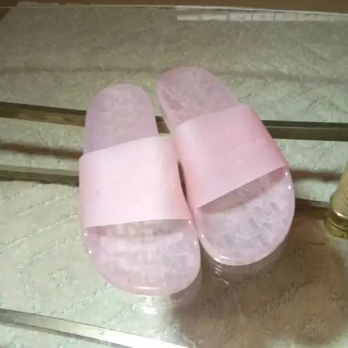 Karl Lagerfeld women Twilla Barbie Core slides size 9M