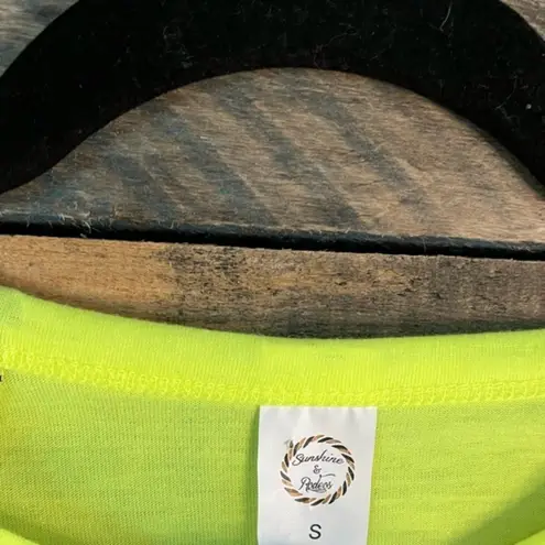 Sunshine & Rodeos Neon Sequin Shoulder Top Size Medium Green