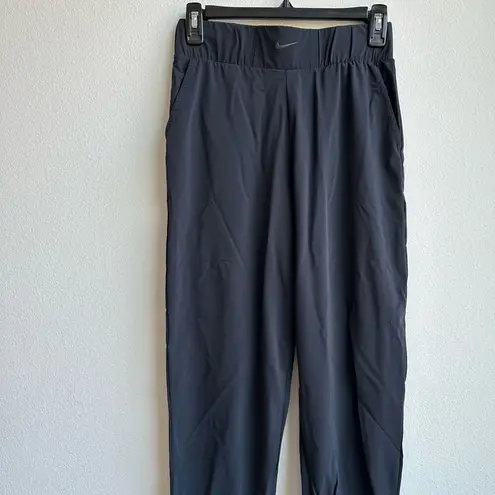 Nike  Women’s Bliss Luxe High Rise Training Pants Black Nylon Size Small