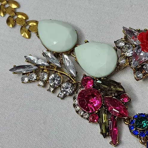 Mixed Media Statement Necklace with Earrings Gold