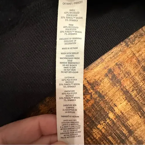 MPG Sport Serene Relaxed Pullover- EUC