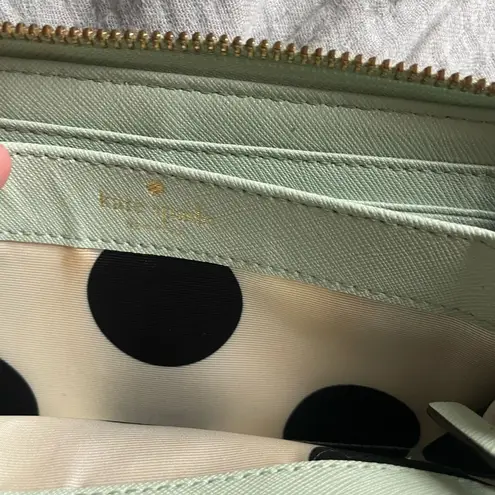 Kate Spade  large zip around wallet