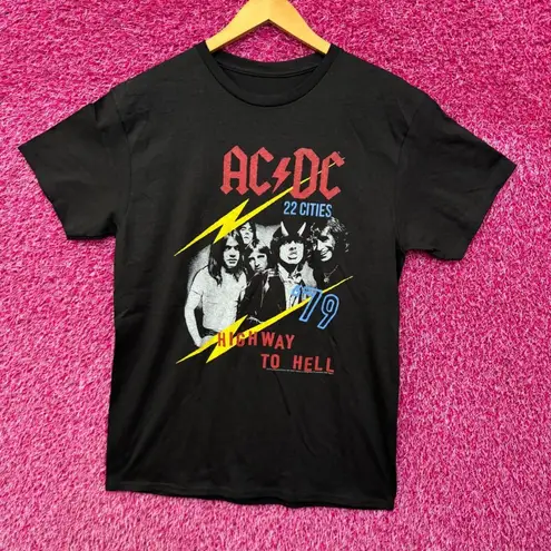 AC/DC Highway to Hell Tour T-shirt shirt small - Image 1