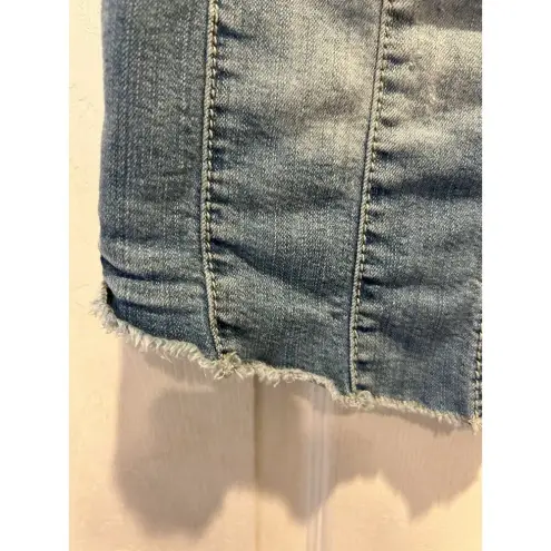 Maurice's  Tuxedo Distressed Blue‎ Denim Sleeveless Vest Size Medium Raw Hem