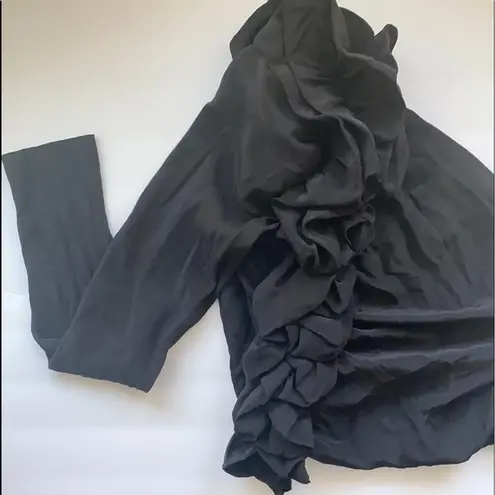 Robert Rodriguez NWT women’s black silk floral ruffled one sleeve blouse, size 4