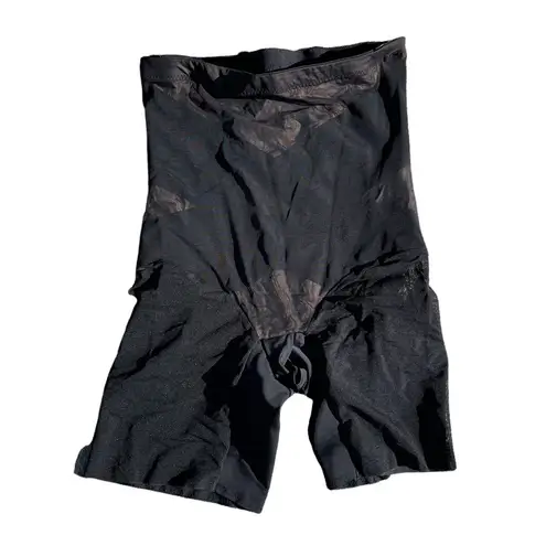 HoneyLove SuperPower Short size M Size M