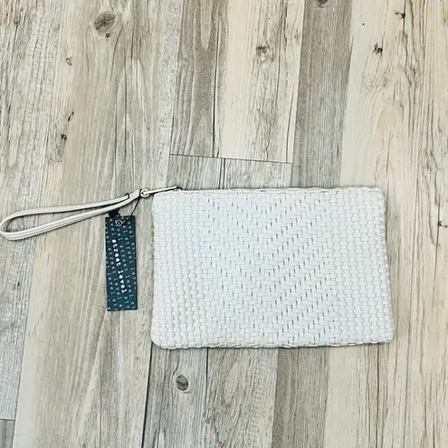 Street Level NWT  ivory braided clutch purse