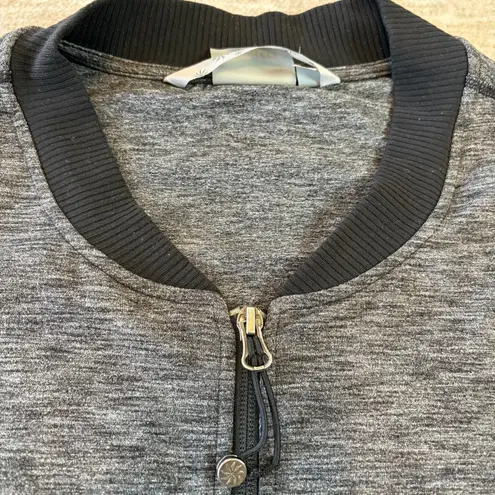 Athleta  Brooklyn Bomber Jacket XL Gray Black Zip Up Workout Track Style‎ 138720