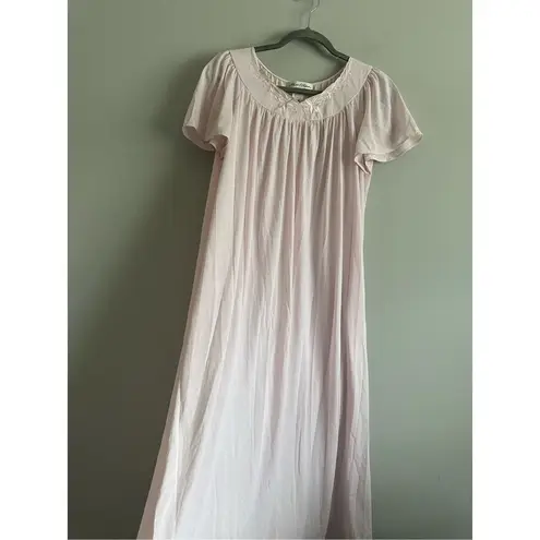Vintage Miss Elaine Short Sleeve Long Pink Nightgown Nylon Dress Flowers Size M Size M