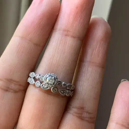 10kt White Gold Engagement/Wedding Ring Set