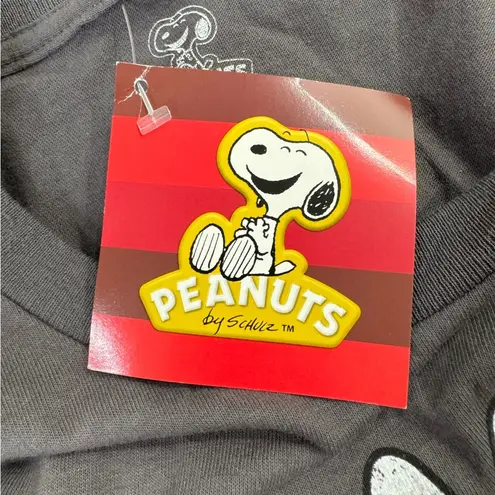 Peanuts Snoopy “Slacker” Gray 100% Cotton Crewneck T