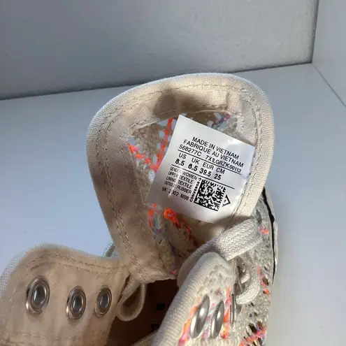 Converse  Chuck Taylor All Star Hi Boho Crochet High Top Sneakers Size 8.5