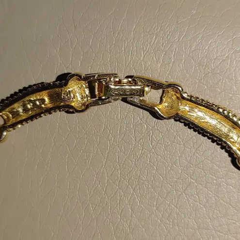 Avon Textured Chain Necklace Gold Tone Vintage Fold Over Barrel Links 16 Inches