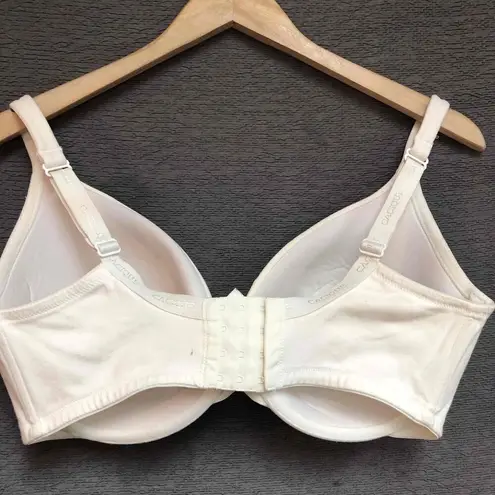 Cacique Ivory T-Shirt Bra Molded Cups Underwire Adjustable Womens 38F