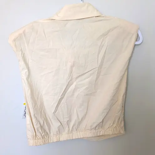 ASTR  The Label Cream Sleeveless Button-Up Top Sz M