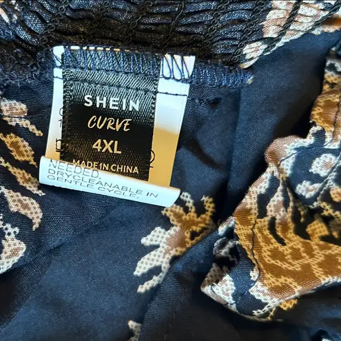 SheIn  Black and Cream Floral Top and Shorts Set