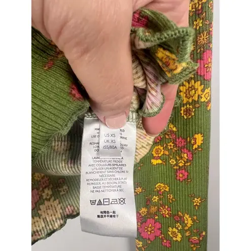 Urban Outfitters Women's  Floral Print Long Sleeve Top Green/Pink Size XS Ruby