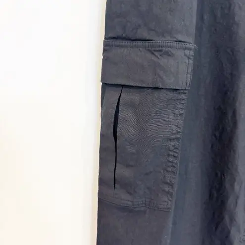 Athleta  Paradise Mid Rise Cargo Pants in Black Size Medium