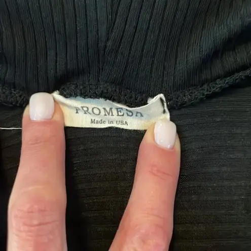 Prómesa Process Black Ribbed Cowl Neck Tunic