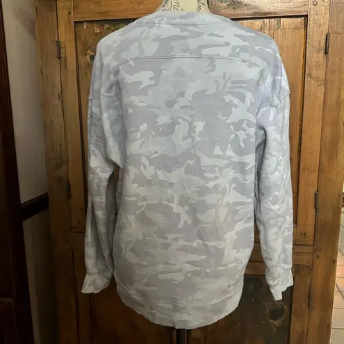 Lululemon  Perfectly Oversized Crew Incognito Camo Alpine White Multi Size 4