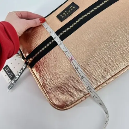 NWT Sol And Selene Womens Metallic Tablet Notebook Laptop Case Sleeve Rose Gold