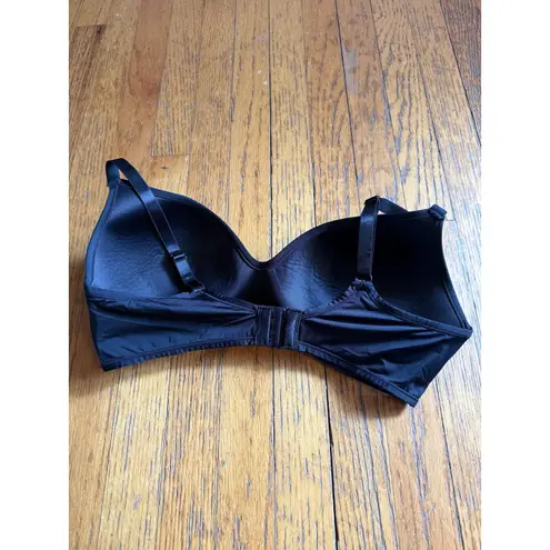 Bra Womens 40D Black Molded T