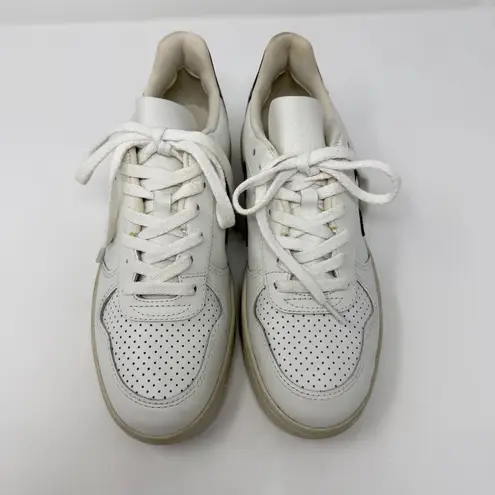 VEJA V-10 Sneaker Black White Womens Size 8.5