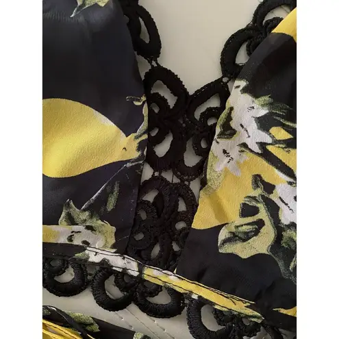 Miss Avenue Black with Lemons Short Set NEW size Large